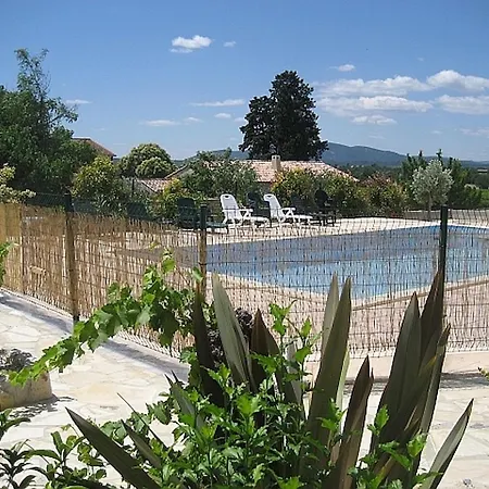 דירה La Bastide Des Lavandieres *